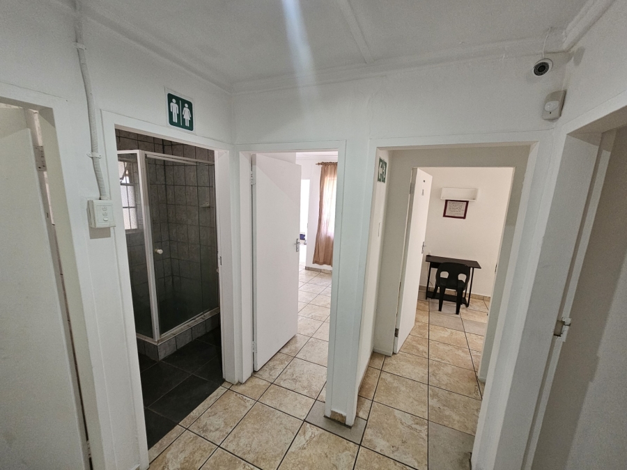 10 Bedroom Property for Sale in Brandwag Free State